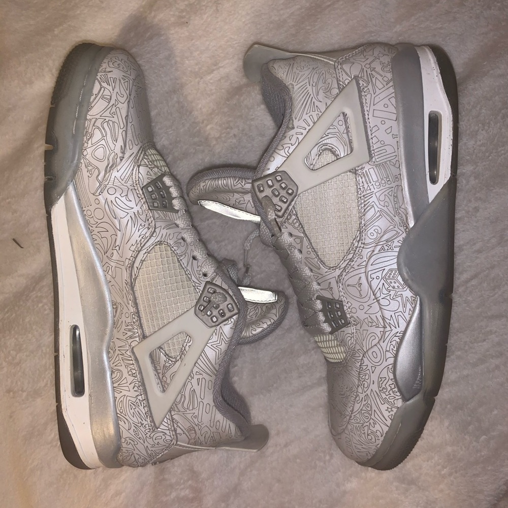 Jordan Retro 4 “Laser”
